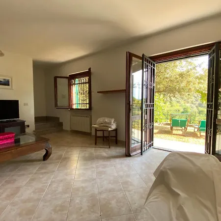 Borgo San Pietro * Deiva Marina