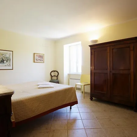 Borgo San Pietro * Deiva Marina